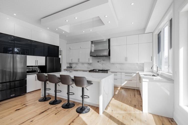Executive Room In Toronto Next To Yorkdale Shopping Centre Exterior foto